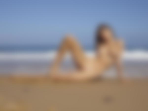 Image #9 from the gallery Anna L beach goddess