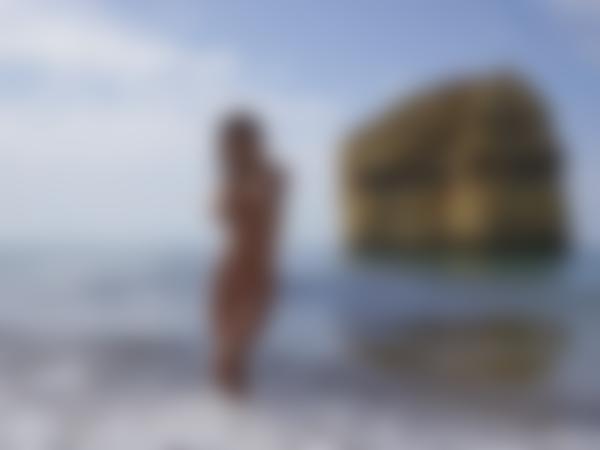 Image #10 from the gallery Anna L naked beach