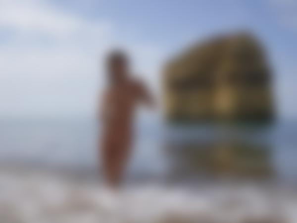 Image #9 from the gallery Anna L naked beach