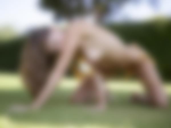 Vaizdas #11 iš galerijos Anna L nuogas bikinio modelis